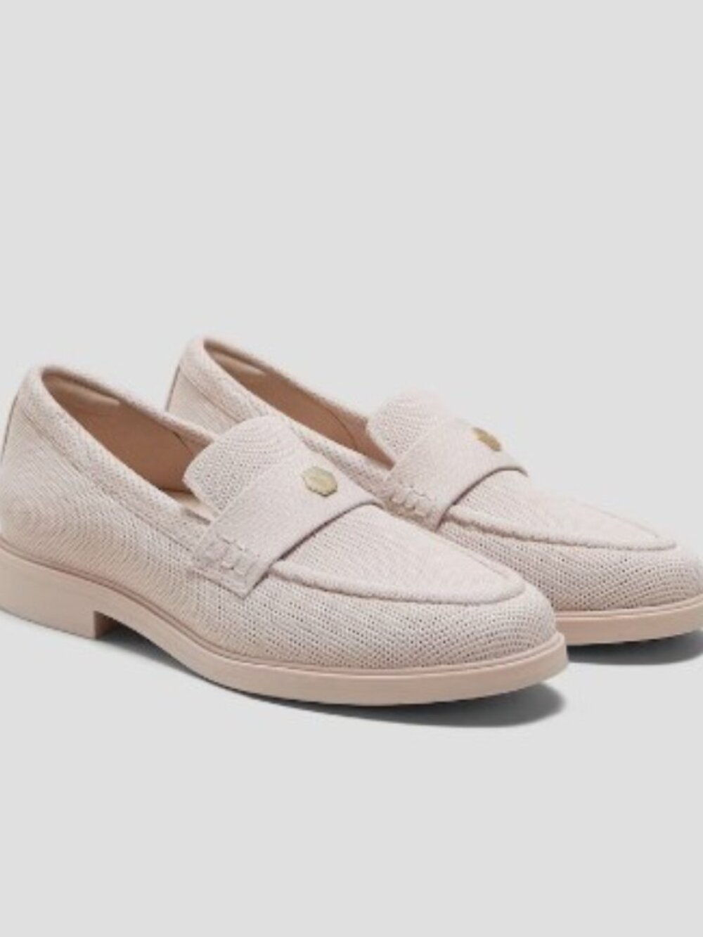 VIVAIA Classic Penny Loafers NWOT Size: 36.5 Color: Blush